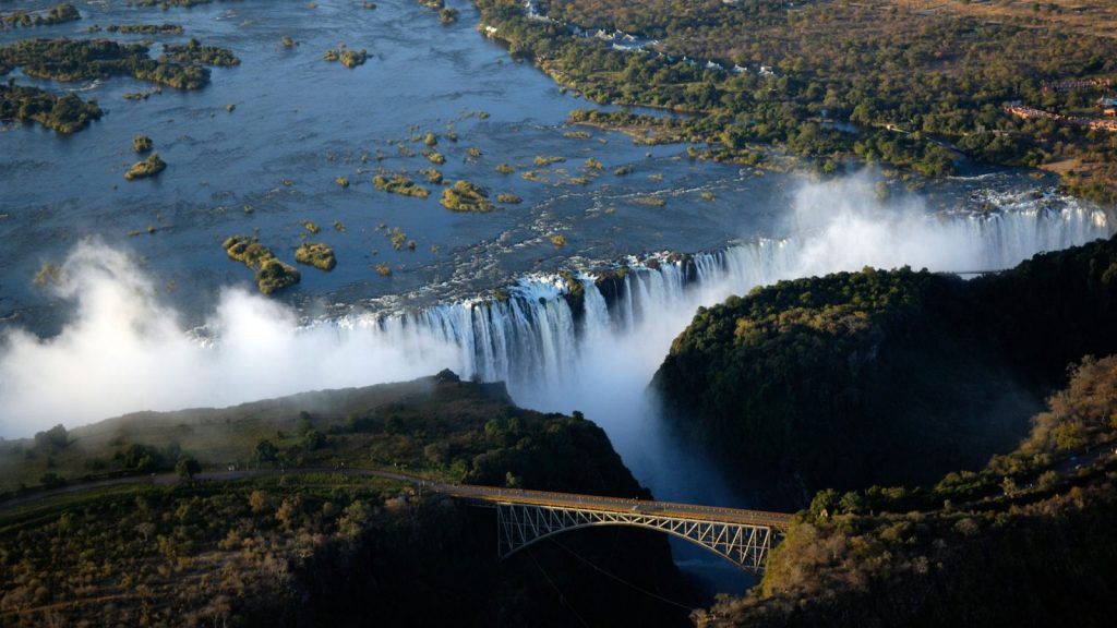 victoria falls Kubwa Five Safaris Zimbabwe 1024x576